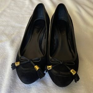 Lauren by Ralph Lauren size 9B lightly worn black suede wedges with tassels